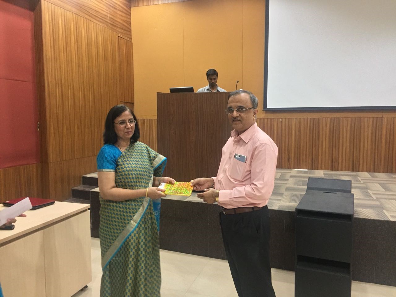 17. WORKSHOP ON ENVIRONMENTAL IMPACTS OF THERMAL POWER PLANTS- PROF.ARTI GAGALE BEING VITED BY MR. RAJEN PANDYA OF L&T PTI